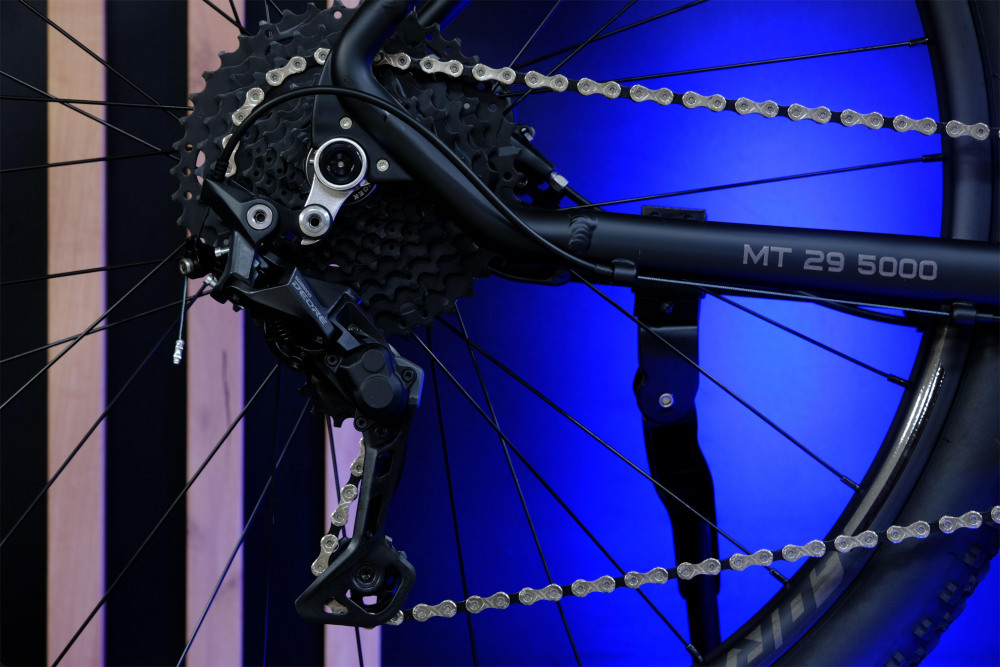 LORAK MT 29 - 5000 Матовый Чёрный/Серый рама 21 (на рост 182-195)